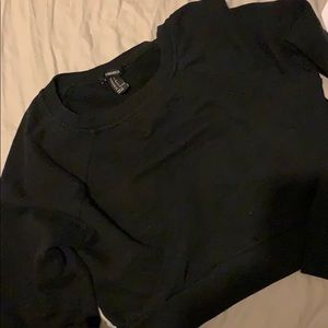 Long sleeve cropped shirt